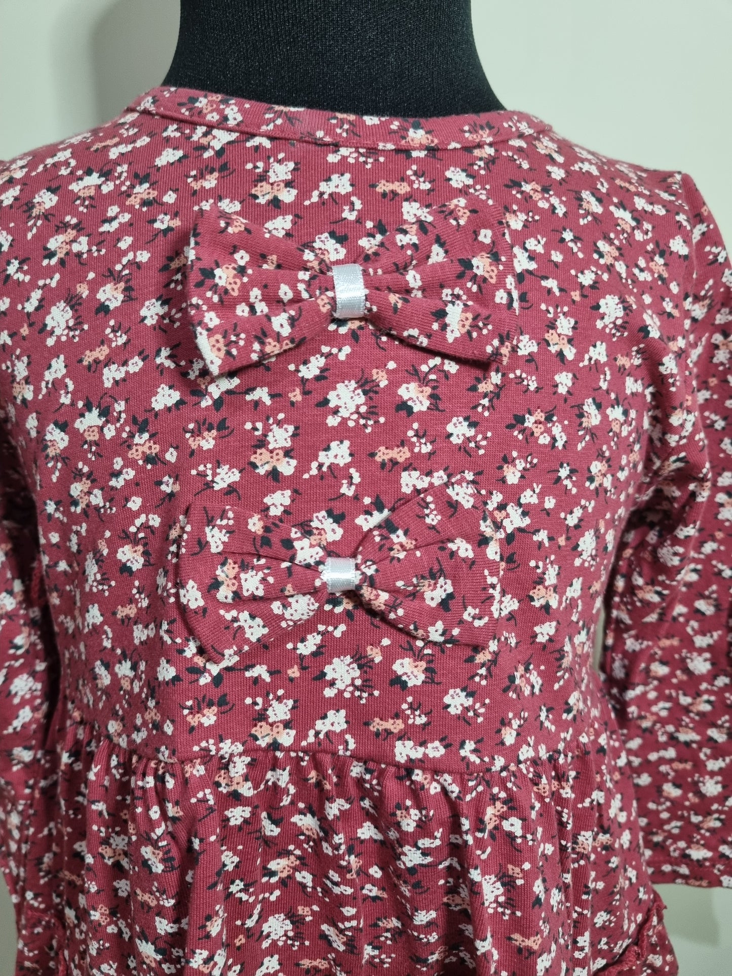 Long sleeve dress with flowers