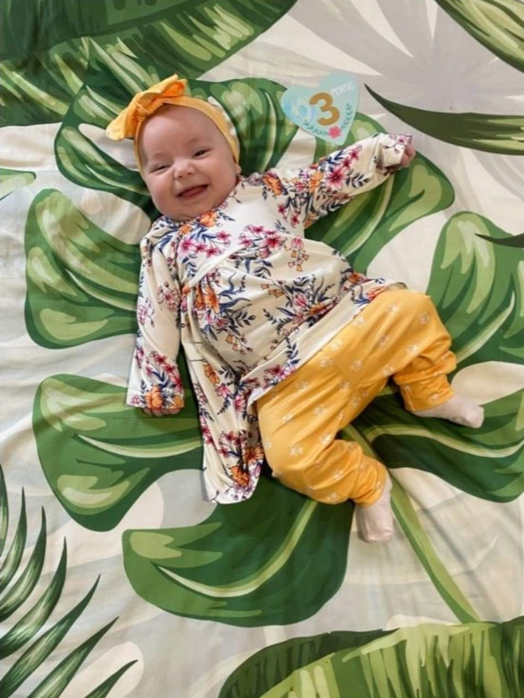 3-piece Baby Pretty Floral Dress Top and Polka Dots Pants with Headband Set
